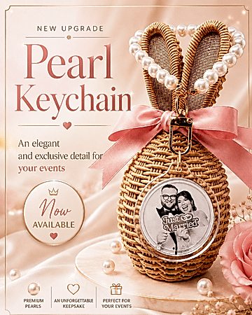 Pearl keychain photo booth add-on with personalized wedding photo favor in Chicago