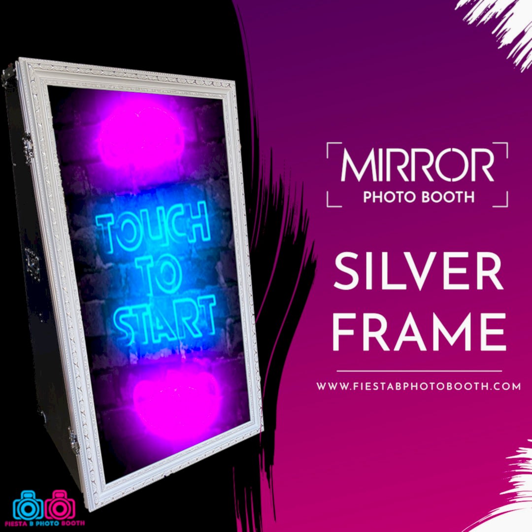 mirror photo booth